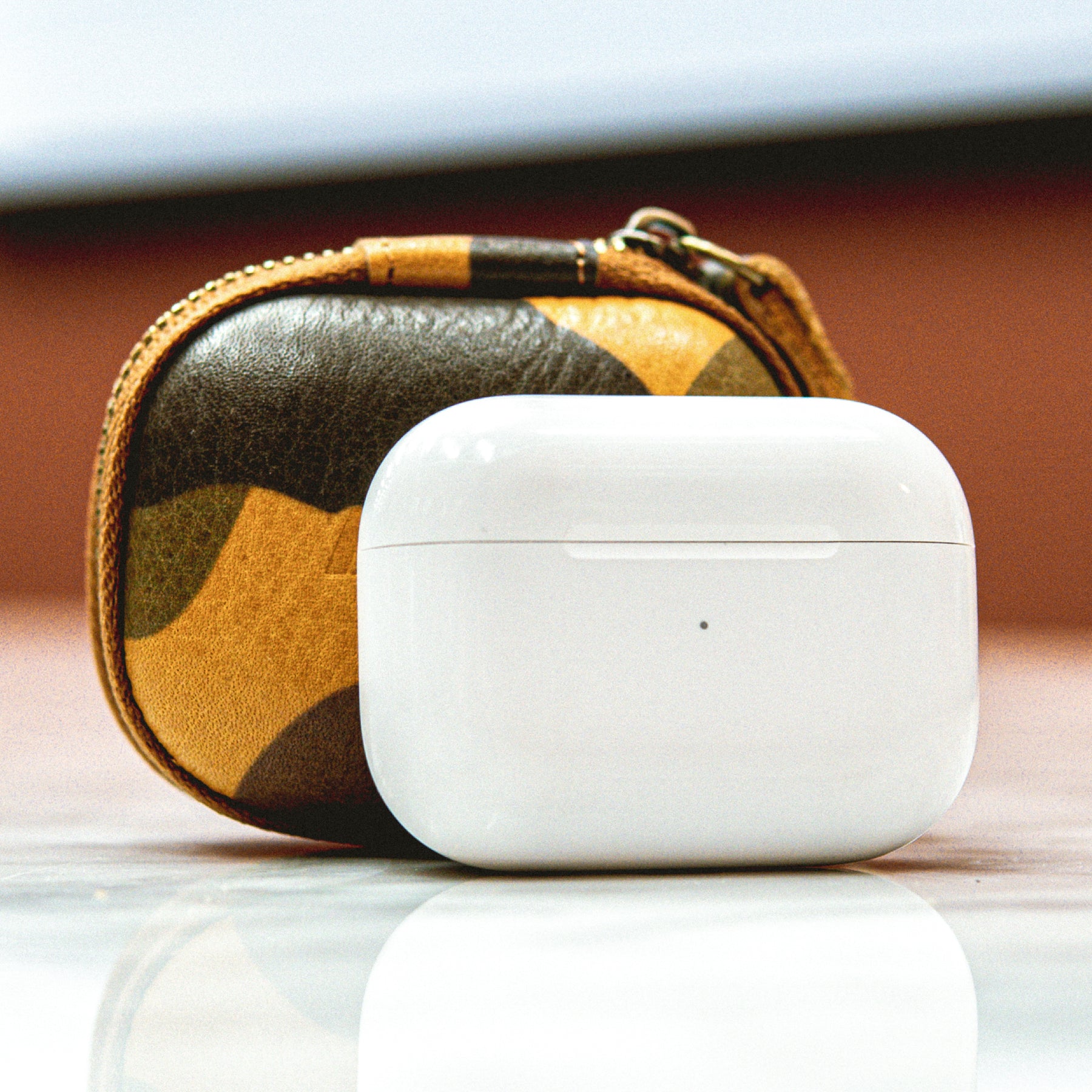 Personalized Leather AirPods PRO Case - LAUREN