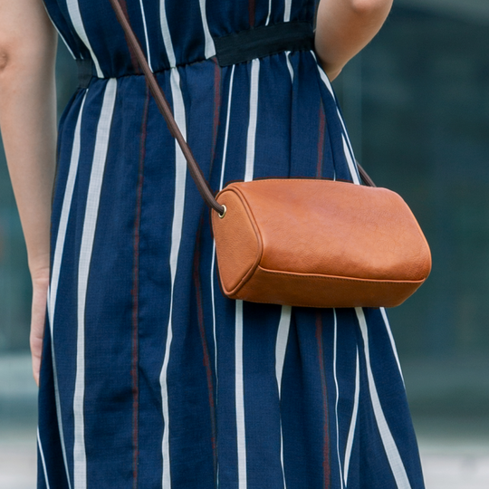 Soft Leather Crossbody Bag - MIRIBEL | Zakkr Home Good Store